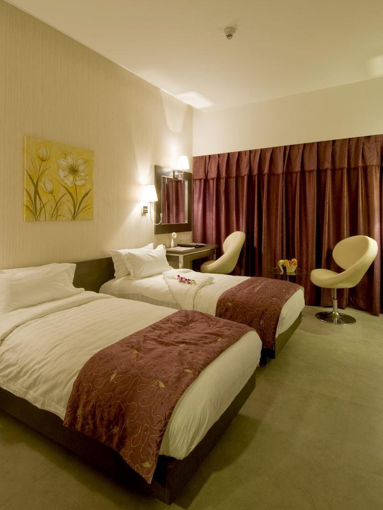 Goldfinch Hotel Mumbai Dış mekan fotoğraf