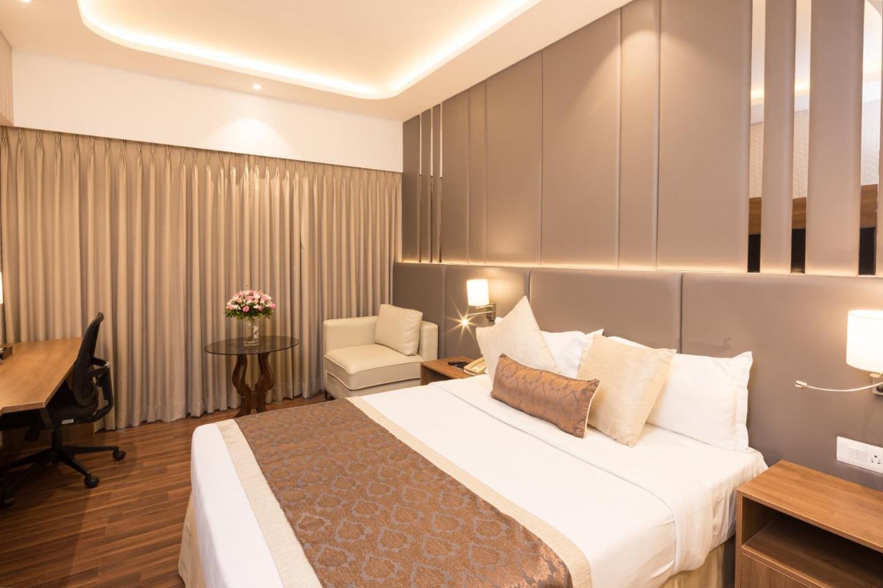 Goldfinch Hotel Mumbai Dış mekan fotoğraf