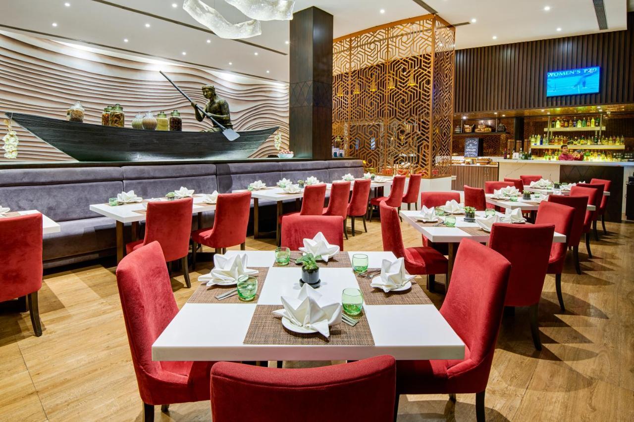 Goldfinch Hotel Mumbai Dış mekan fotoğraf