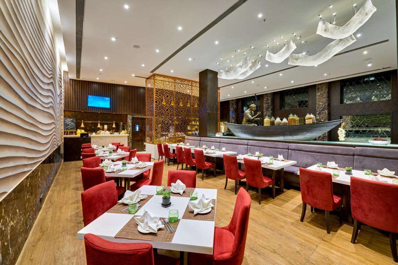 Goldfinch Hotel Mumbai Dış mekan fotoğraf