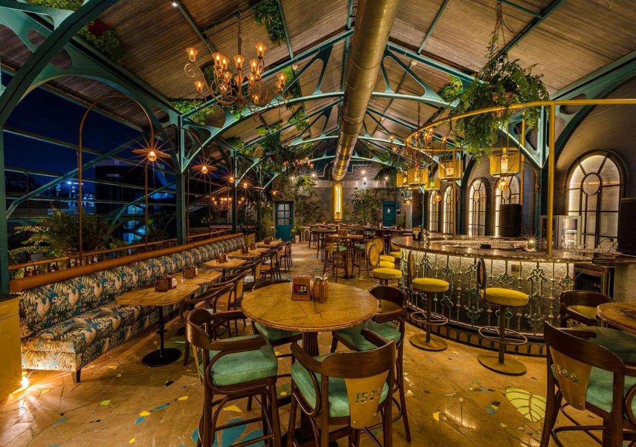 Goldfinch Hotel Mumbai Dış mekan fotoğraf