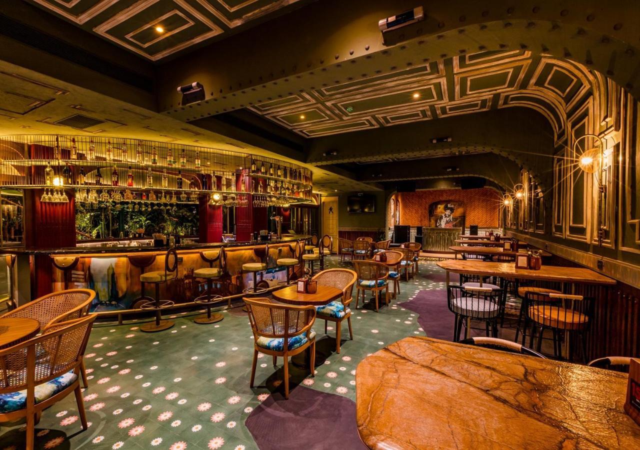 Goldfinch Hotel Mumbai Dış mekan fotoğraf