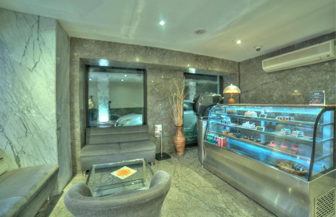 Goldfinch Hotel Mumbai Dış mekan fotoğraf